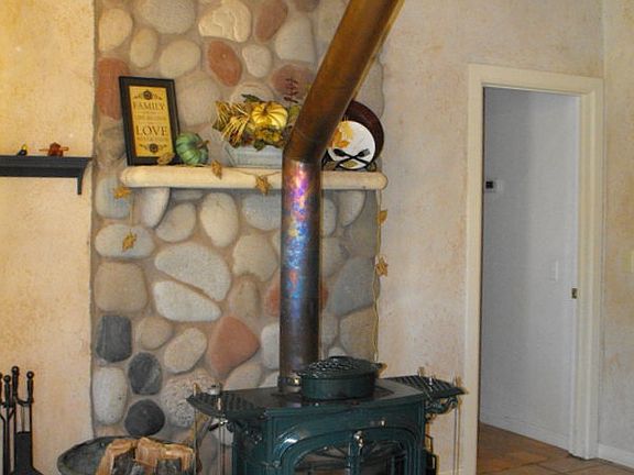 3rd image of 112 Penny Ln