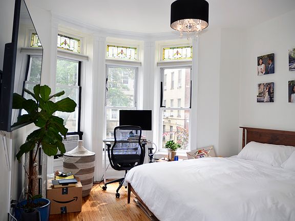 5th image of 5 Parkside Ct #2