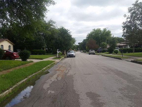 5th image of 7139 Cloverfield Ln