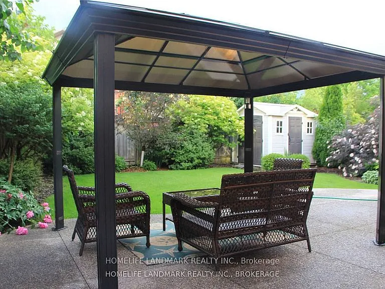 2245 Carm Dr — Photo 25