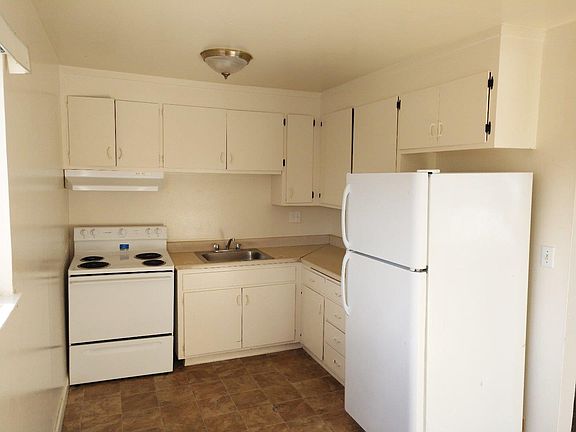5th image of 1322 Carnelian Dr