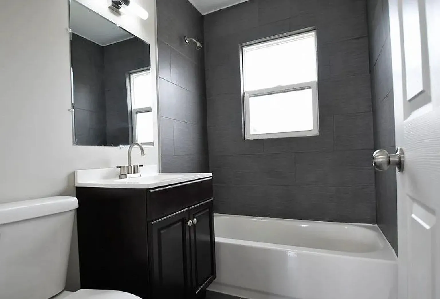 124 North Eddy St South Bend, IN 46617 — Photo 4