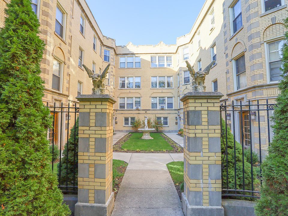 1st image of 2026 W Berwyn Ave #2