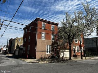 1037 Shackamaxon St, Philadelphia, PA 19125