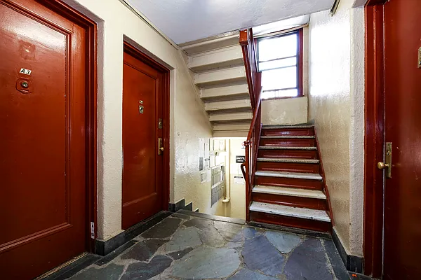 Rented by MNS | media 14