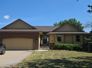 10410 W Taft Ct, Wichita, KS 67209