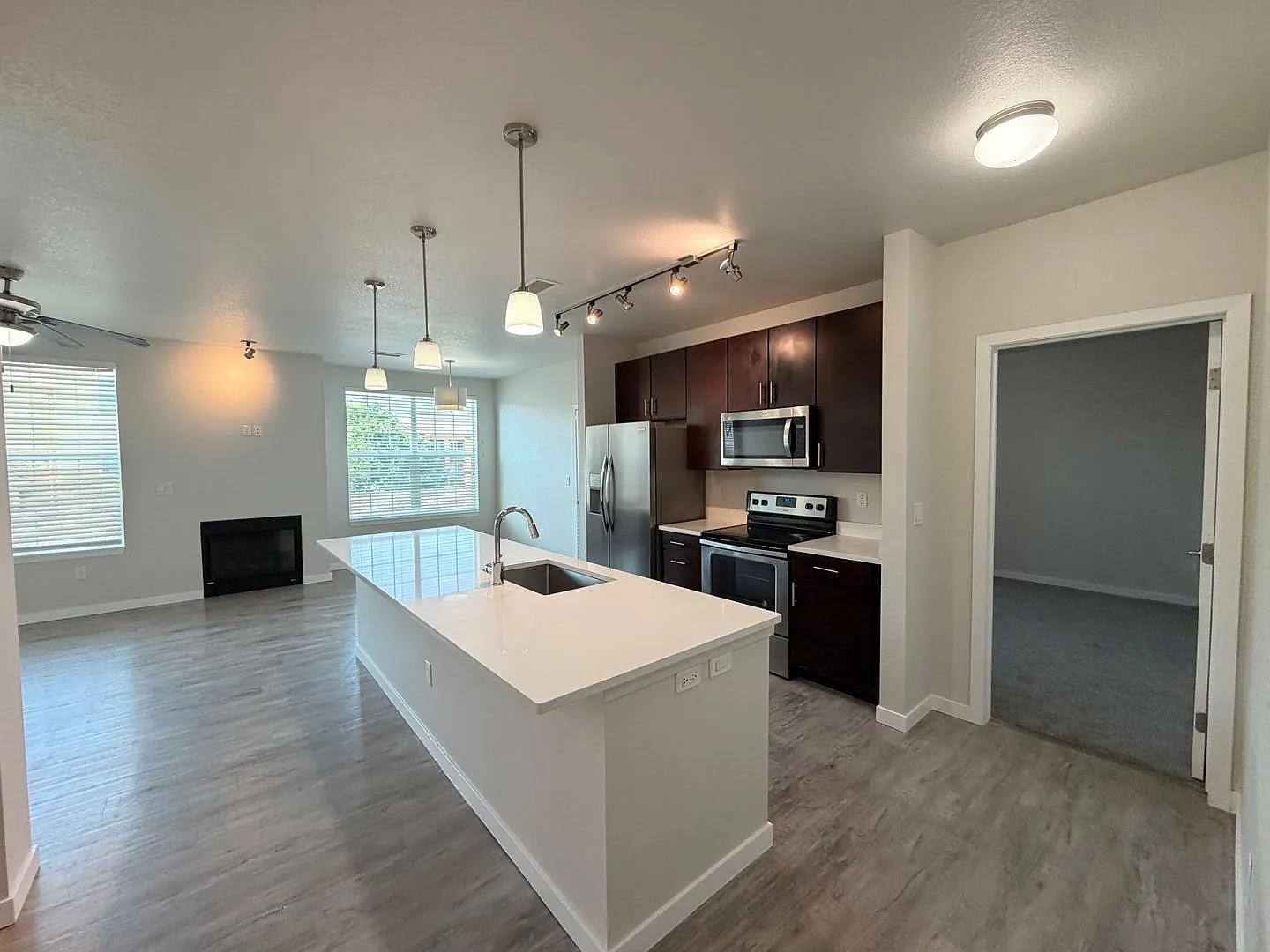 Like-New 3-Bed Condo with Resort-Style Amenities Steps from Cherry Creek Trail — Photo 4
