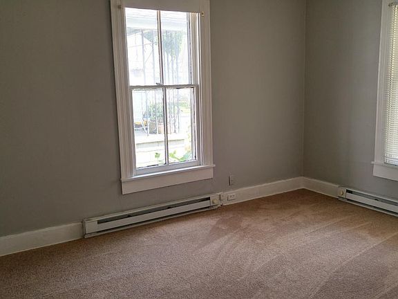 2nd image of 723 Vine St