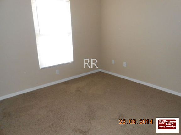 3rd image of 711 SE 24th Ave
