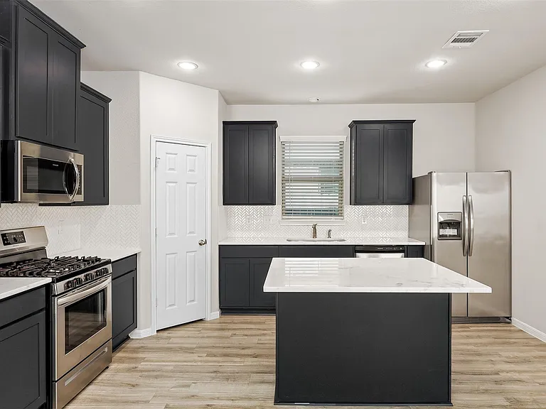 13126 Dancing Reed Dr — Photo 11