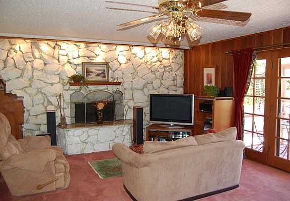Great Family Room, French Doors