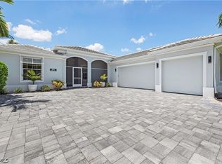 2644 Fairmont Cove Ct, Cape Coral, FL 33991