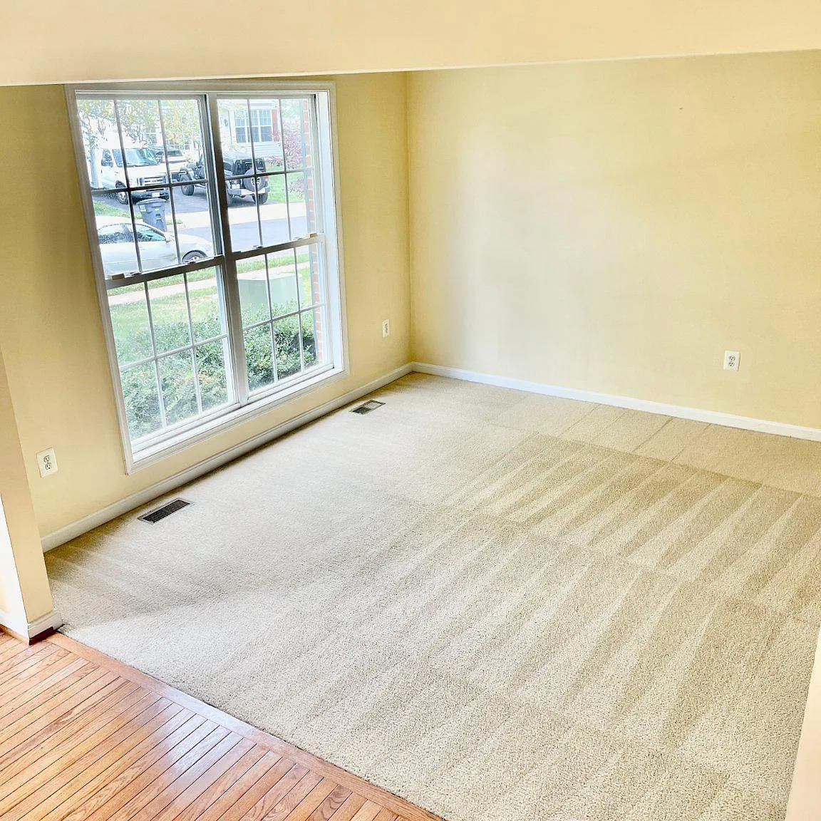 4 bed, 2.5 bath, 2428 sqft, $3,400 — Photo 4