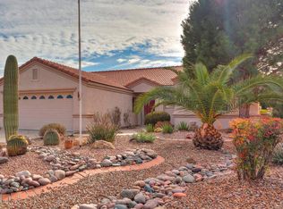 581 W Links Ln, Green Valley, AZ 85614