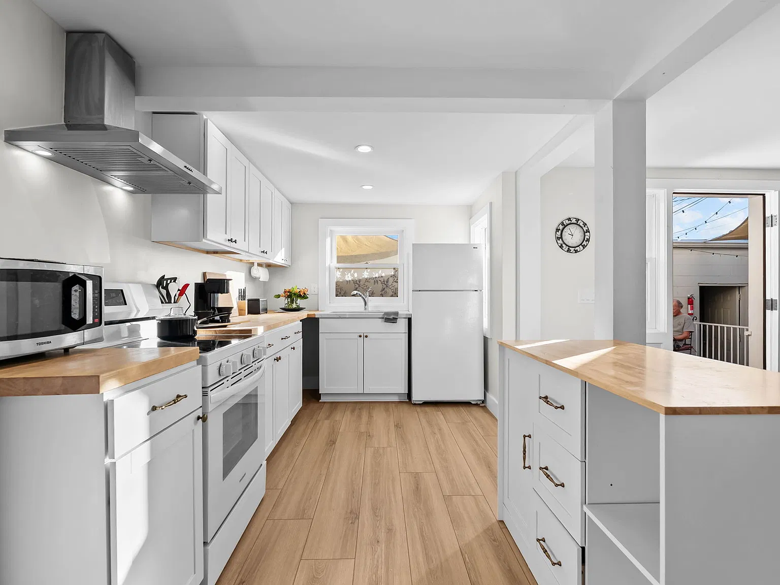 1 bed, 600 sqft, $2,500 — Photo 3