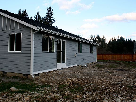 4th image of 32002 70th Avenue Ct S