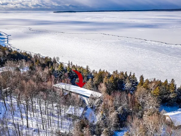 130 Melissa Ln, Tiny, ON L9M 0T8