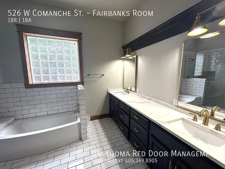 526 W Comanche St — Photo 16