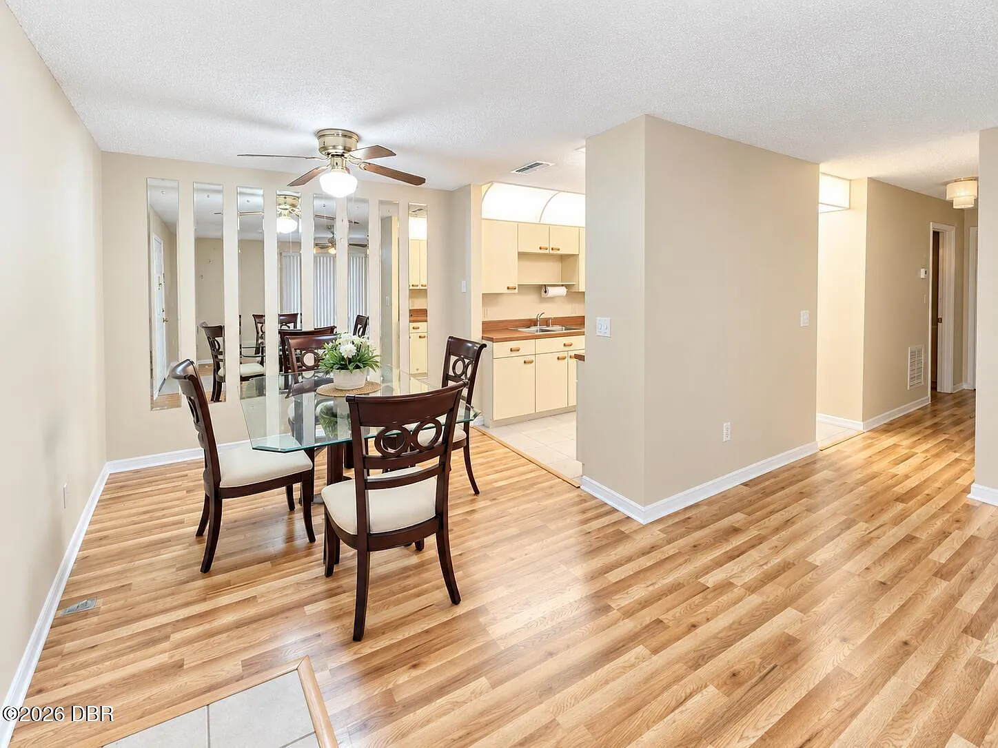 2 bed, 2.0 bath, 1070 sqft, $1,500 — Photo 2