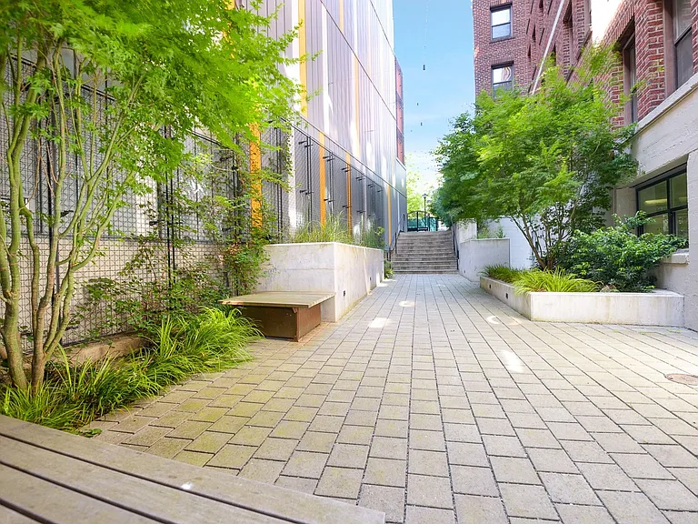 Fionia Apartments — Photo 7