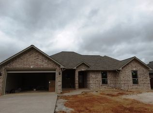 209 Bedford Pl, Bullard, TX 75757