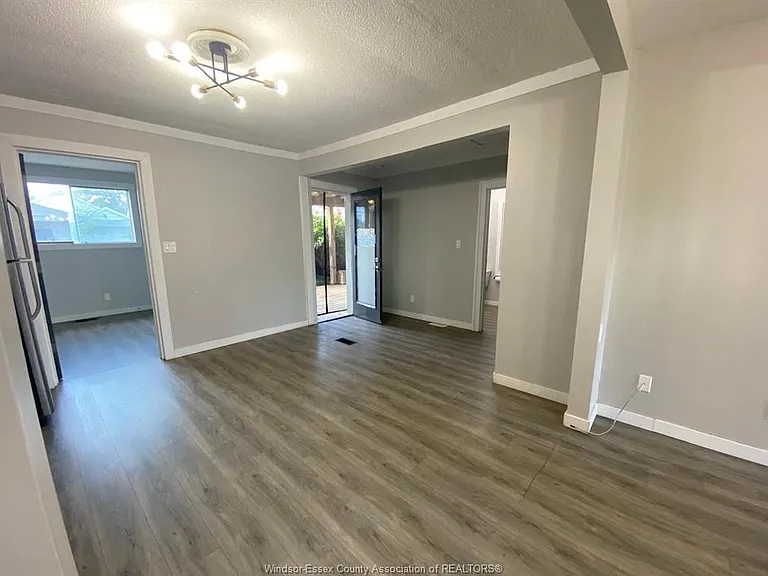 720 Bensette St — Photo 6