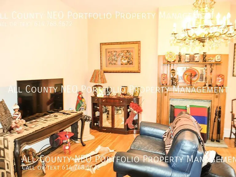 57 E Mithoff St #A — Photo 4