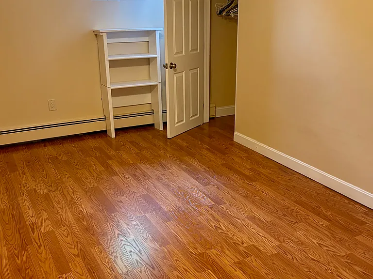 653 Beaver St — Photo 11