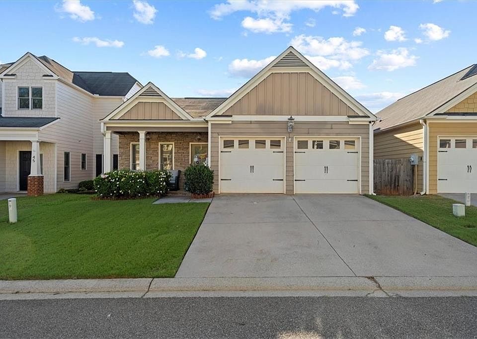 1st image of 47 Celtic Ct