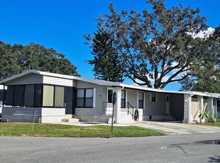 87 Country Ln, Plant City, FL 33565