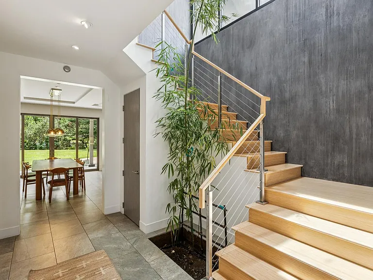 3708 Laguna Ave — Photo 4