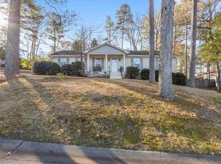 1731 Kestwick Dr, Birmingham, AL 35226