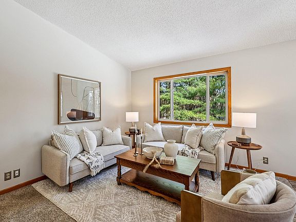 4th image of 5612 164th Ave NW
