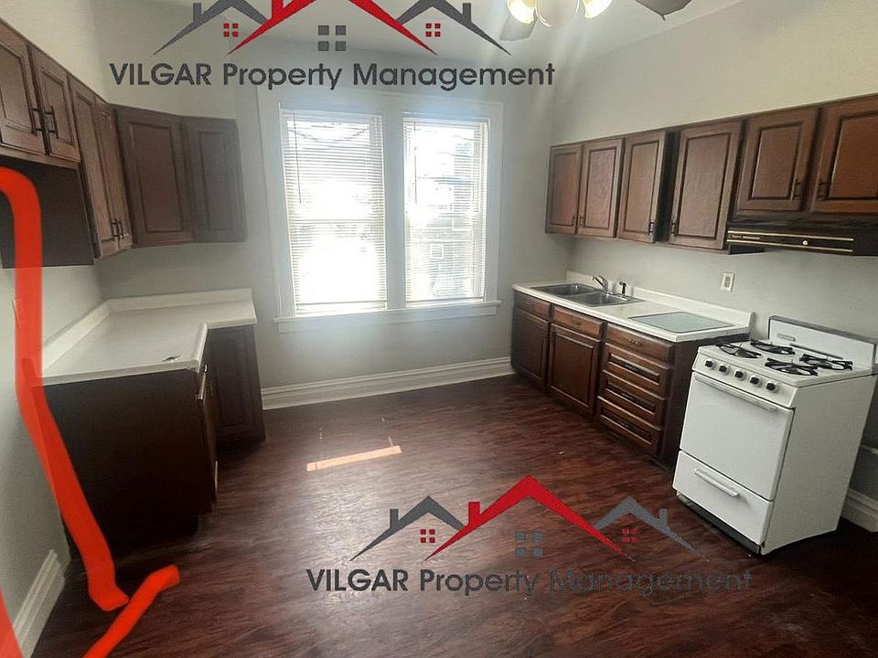 1st image of 3939 Deal St #3