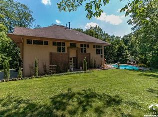 865 E 1264th Rd, Lawrence, KS 66047