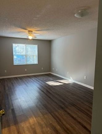 5th image of 119 Christie Ln