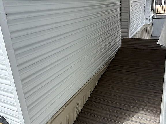 5th image of 1403 W Broadway Ave #484