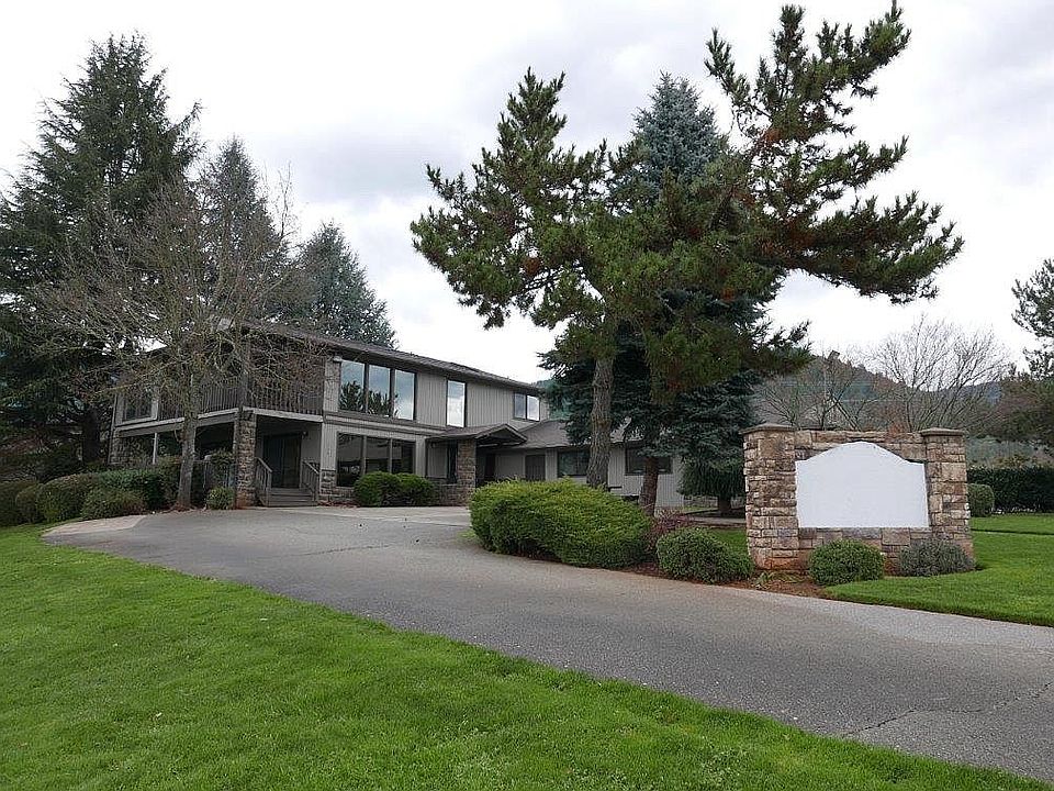 Executive home/office/
comm