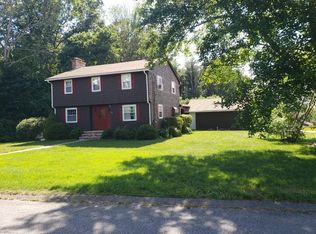 98 Dennison Hill Rd, Southbridge, MA 01550