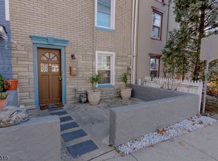 3 Brunswick Ave, Lambertville, NJ