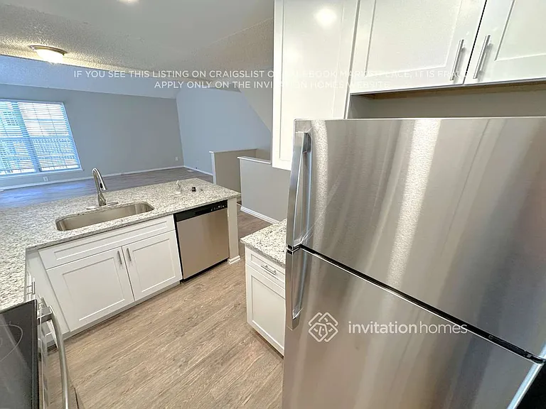 12053 Ivanhoe Cir — Photo 9