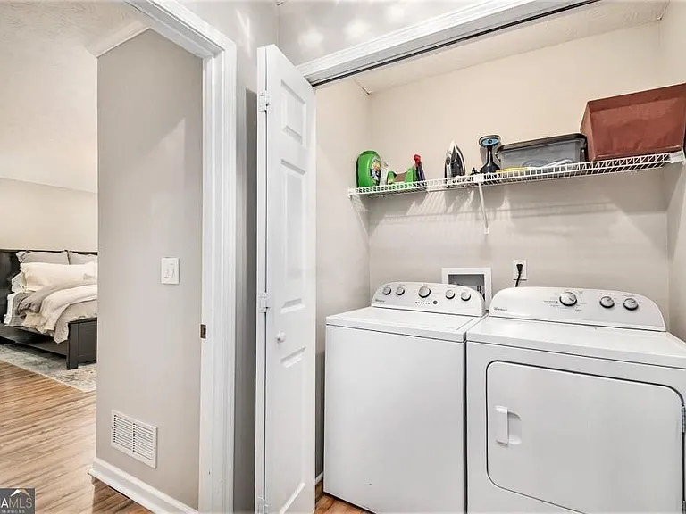 1118 Capital Club Cir — Photo 24
