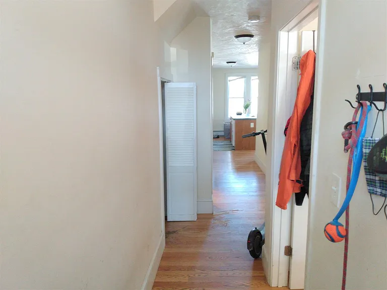 377 Columbia St #2 — Photo 15