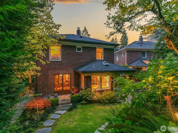 2306 Lake Park Drive S, Seattle, WA 98144