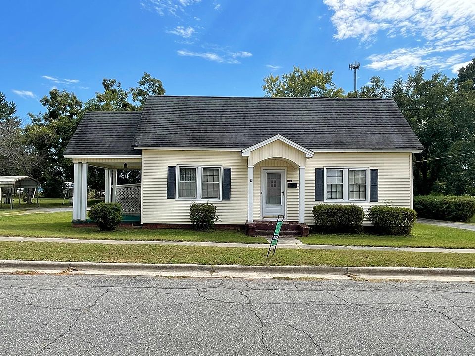 1st image of 1609 School Ave