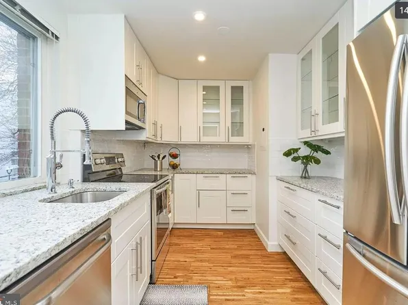 2129 19th St N APT 1, Arlington, VA 22201