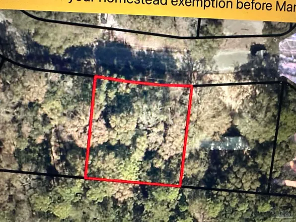 5115 Lake End Dr, Milton, FL 32583