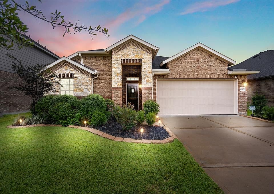 WELCOME HOME TO 4115 STEVEN FALLS COURT!!! This adorable 1.5 story home is located in the amazing Master Planned Community of The Falls at Imperial Oaks.