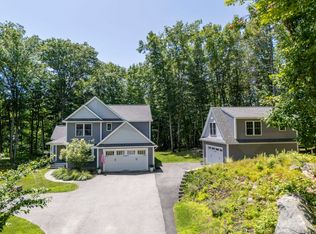26 Boulder Dr, Newmarket, NH 03857