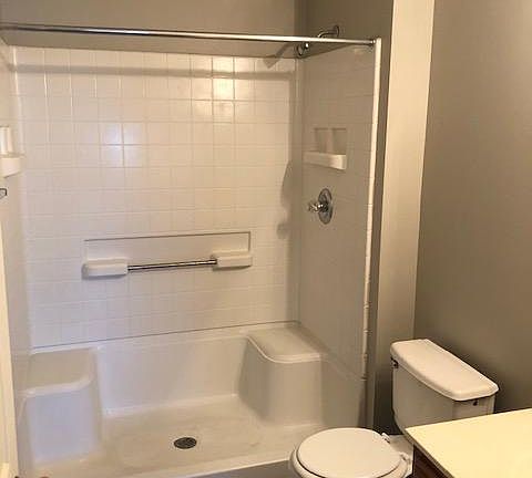 5th image of 7335 Chatham Ct APT E